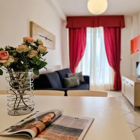 Apartman Family Retreat In A Beachfront With Pool Bibione